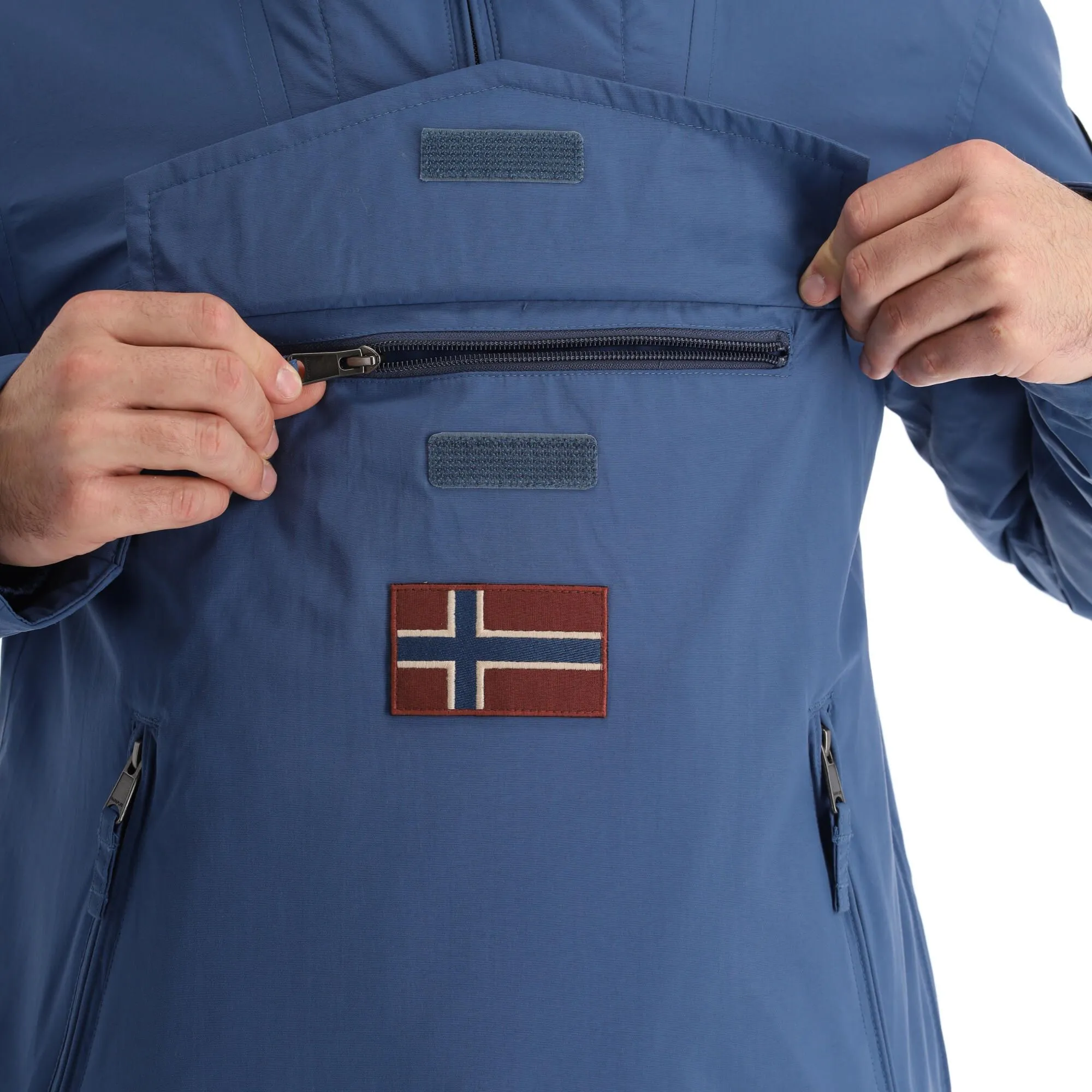 Napapijri, Rainforest Pocket 2 (2022/2023) Anorak D'hiver Hommes Ensign Bleu 10 Napapijri, Rainforest Pocket 2 (2022/2023) Anorak D'hiver Hommes Ensign Bleu – Image 8